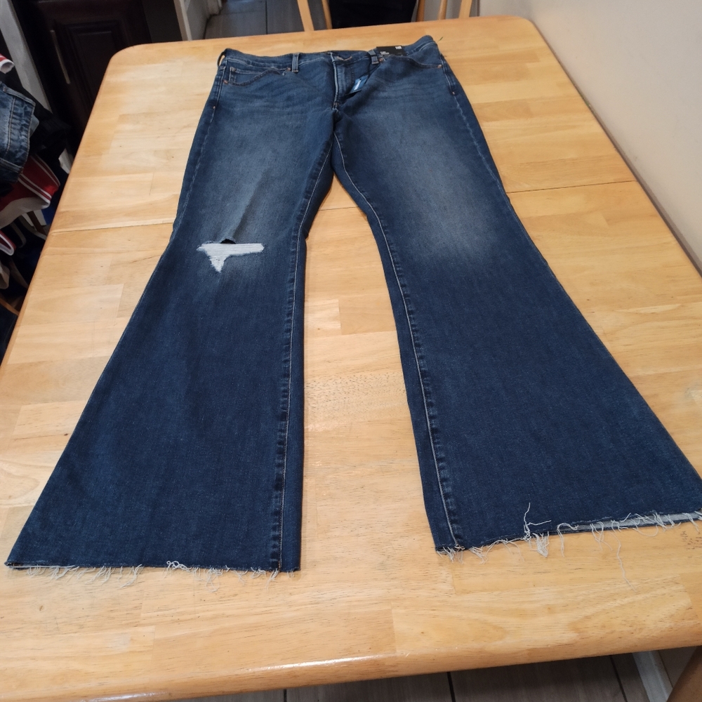 Express Mid Rise '70s Flare Distressed Jeans Denim Women's Size 14R New With Tag - Picture 3 of 16